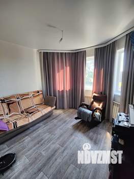 Коттедж 130м², 2-этажный, участок 7 сот.  