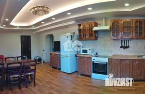 Дом 266м&sup2;, 2-этажный, участок 25 сот.  