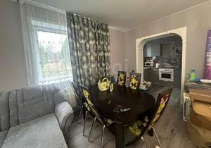 Дом 298м&sup2;, 2-этажный, участок 10 сот.  