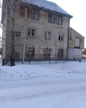 Дом 505м², 3-этажный, участок 9 сот.  