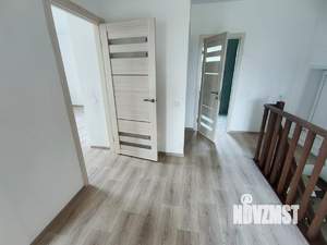 Коттедж 192м², 2-этажный, участок 10 сот.  