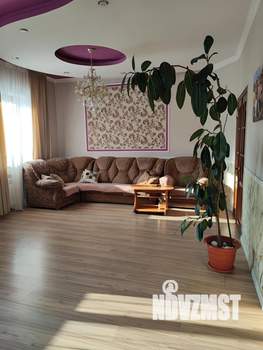 Дом 220м², 2-этажный, участок 10 сот.  