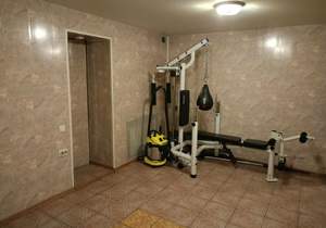 Дом 300м², 3-этажный, участок 10 сот.  