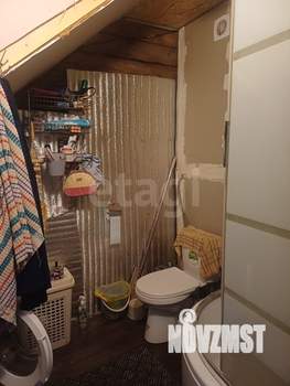 Дом 63м&sup2;, 2-этажный, участок 10 сот.  