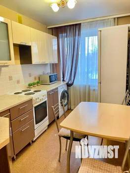 2-к квартира, посуточно, 50м2, 1/1 этаж