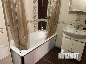 Студия квартира, посуточно, 45м2, 1/5 этаж