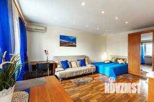 1-к квартира, посуточно, 36м2, 1/1 этаж