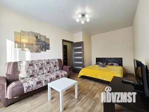 1-к квартира, посуточно, 33м2, 1/1 этаж