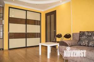 Студия квартира, посуточно, 40м2, 2/5 этаж