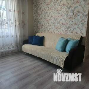 2-к квартира, посуточно, 55м2, 1/1 этаж