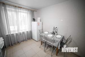 1-к квартира, посуточно, 40м2, 2/10 этаж