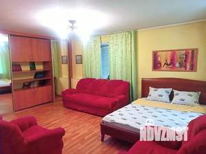 1-к квартира, посуточно, 33м2, 1/1 этаж