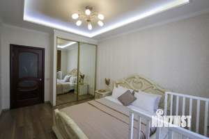 2-к квартира, посуточно, 62м2, 4/18 этаж