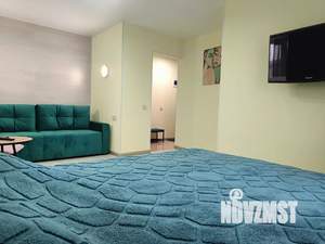 1-к квартира, посуточно, 32м2, 4/5 этаж