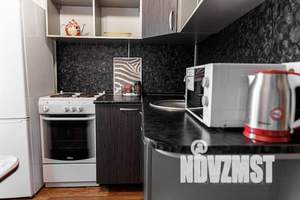 1-к квартира, посуточно, 37м2, 2/5 этаж