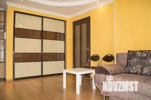 Студия квартира, посуточно, 40м2, 2/5 этаж