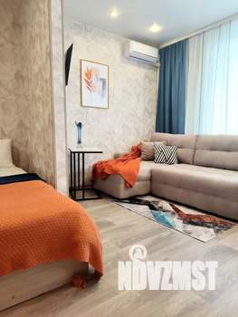 1-к квартира, посуточно, 38м2, 5/10 этаж