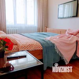 1-к квартира, посуточно, 40м2, 1/1 этаж