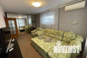 1-к квартира, посуточно, 42м2, 12/12 этаж