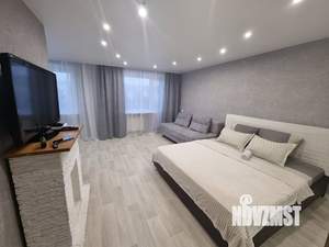 Студия квартира, посуточно, 32м2, 3/5 этаж