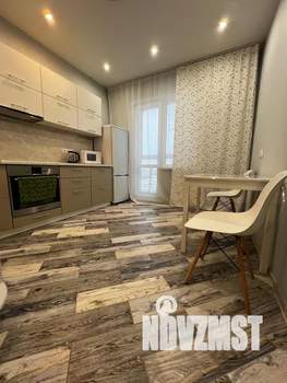 1-к квартира, посуточно, 35м2, 15/16 этаж