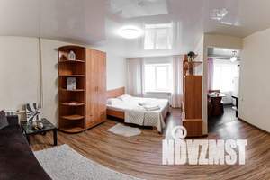 1-к квартира, посуточно, 35м2, 4/5 этаж