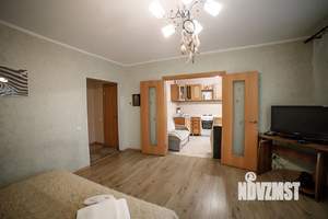 1-к квартира, посуточно, 40м2, 3/10 этаж