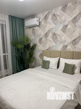 1-к квартира, посуточно, 30м2, 9/16 этаж