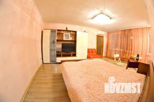 2-к квартира, посуточно, 45м2, 1/1 этаж