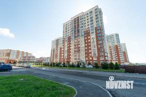 3-к квартира, посуточно, 58м2, 1/1 этаж