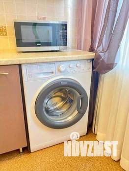 2-к квартира, посуточно, 50м2, 1/1 этаж