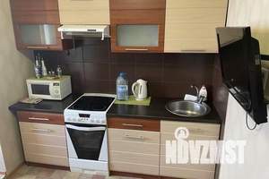 1-к квартира, посуточно, 42м2, 12/12 этаж