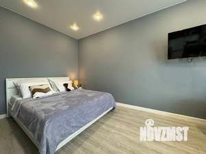 1-к квартира, посуточно, 35м2, 11/16 этаж