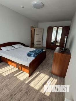 1-к квартира, на длительный срок, 42м2, 10/10 этаж