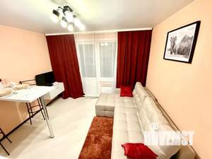 Студия квартира, посуточно, 30м2, 6/9 этаж