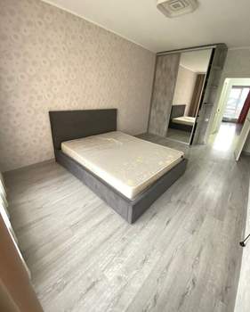 3-к квартира, на длительный срок, 80м2, 1/15 этаж