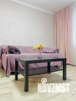 1-к квартира, посуточно, 32м2, 3/5 этаж