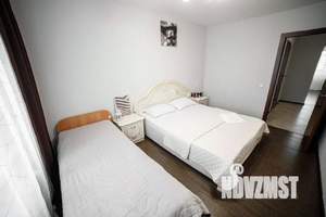 1-к квартира, посуточно, 60м2, 1/1 этаж