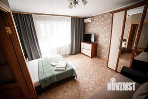 1-к квартира, посуточно, 37м2, 2/9 этаж