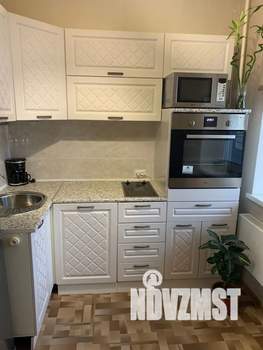 1-к квартира, посуточно, 40м2, 4/10 этаж