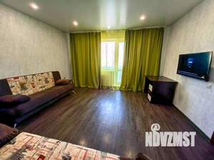 1-к квартира, посуточно, 60м2, 1/1 этаж