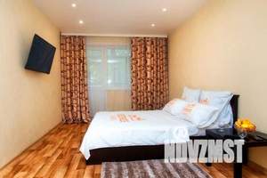 1-к квартира, посуточно, 35м2, 3/5 этаж