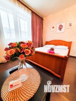 1-к квартира, посуточно, 37м2, 1/1 этаж