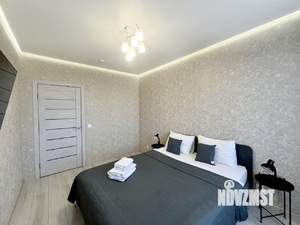 2-к квартира, посуточно, 45м2, 3/17 этаж