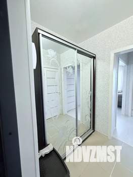 1-к квартира, посуточно, 40м2, 8/16 этаж