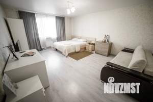 1-к квартира, посуточно, 445м2, 3/10 этаж