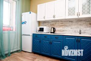 1-к квартира, посуточно, 38м2, 16/16 этаж