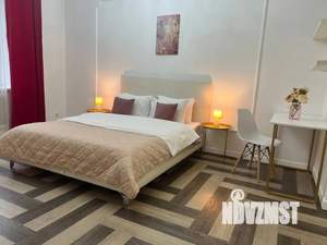 Студия квартира, посуточно, 41м2, 2/5 этаж