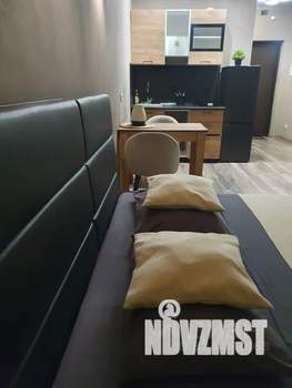 1-к квартира, посуточно, 38м2, 4/18 этаж