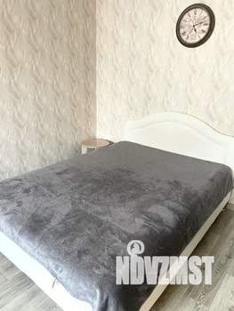 1-к квартира, посуточно, 40м2, 4/10 этаж